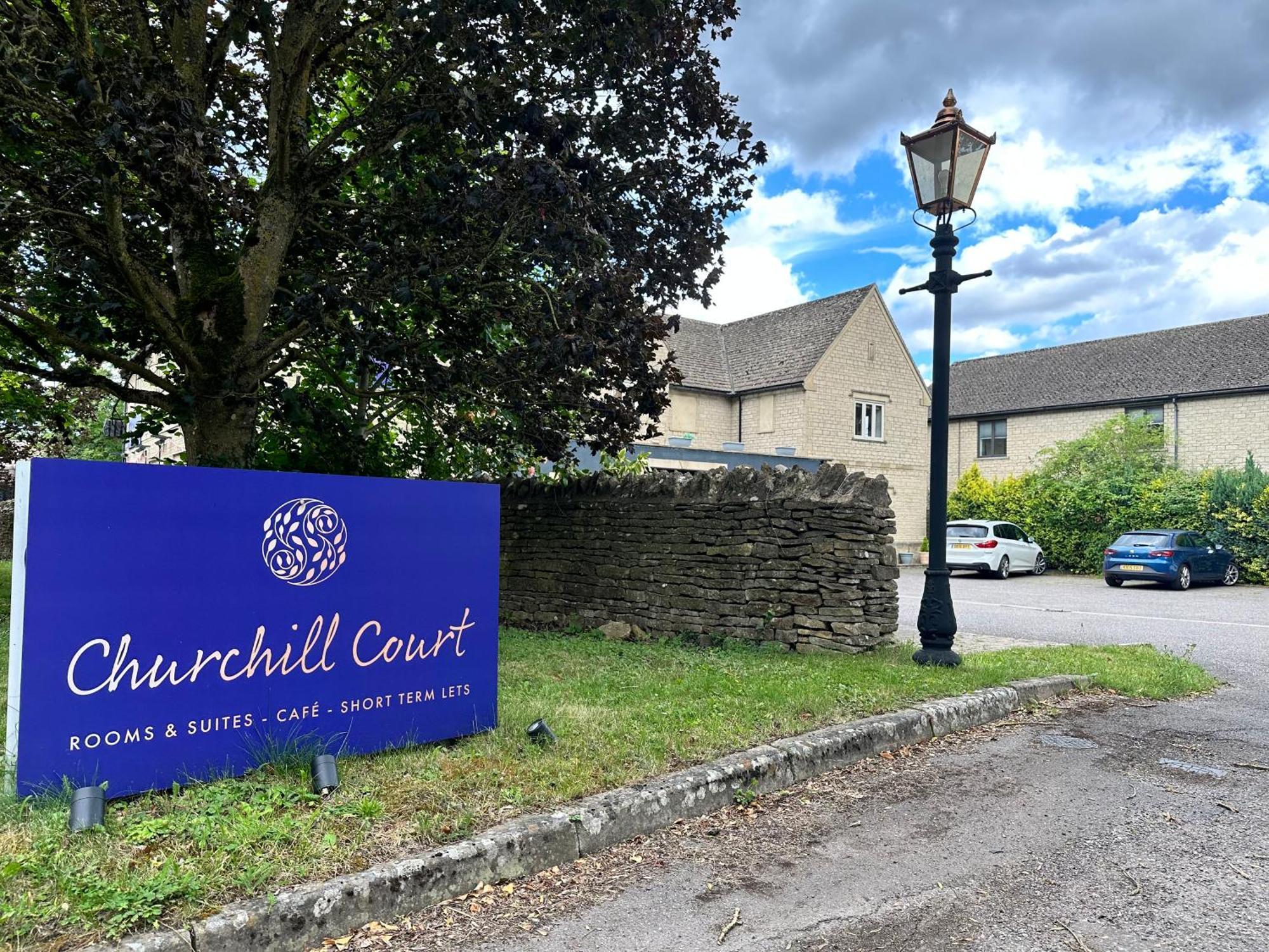 The Churchill Court Woodstock Eksteriør billede